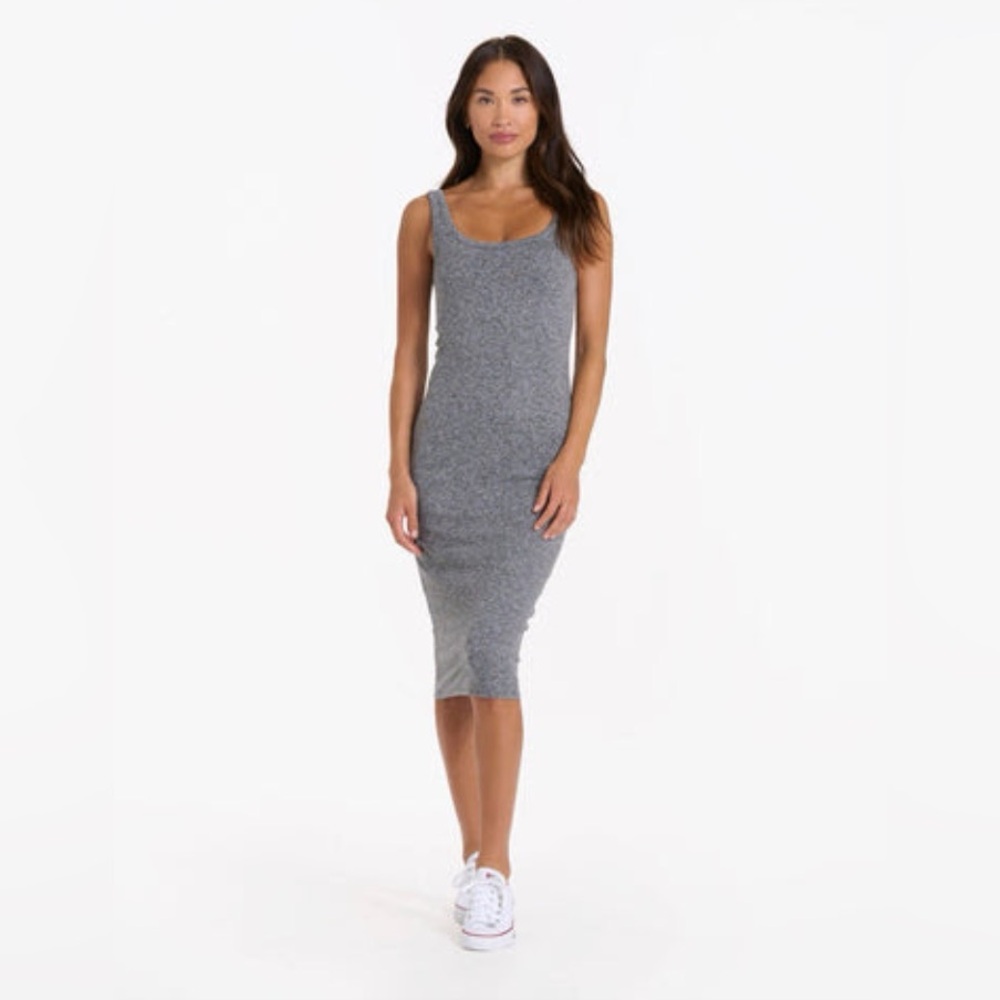 Vuori Halo Dress - Medium